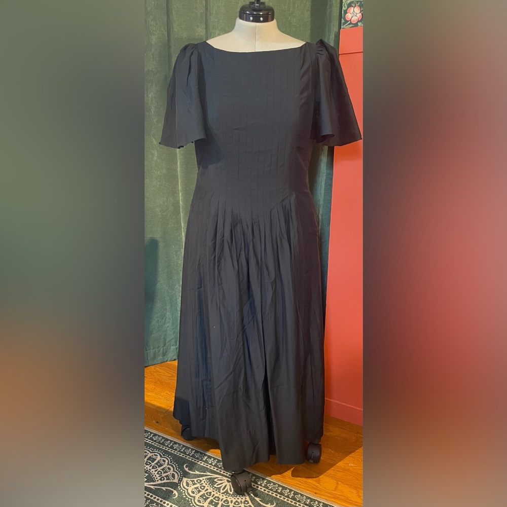 Black cocktail midi dress from BR Factory